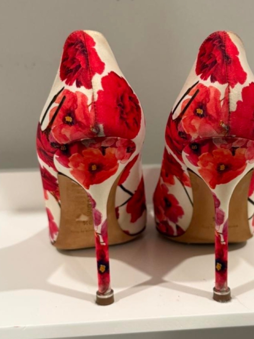 Manolo Blahnik Red and White Floral Satin Crystal Buckle Pumps - Picture 2 of 3